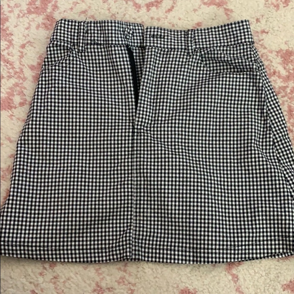 BRANDY MELVILLE SKIRT *RARE